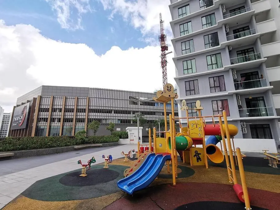 B1105 The Platino Paradigm Mall Netflix!!Big Balcony Swimming Pool View By Stay Johor Bahru