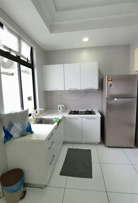 B1105 The Platino Paradigm Mall Netflix!!Big Balcony Swimming Pool View By Stay Johor Bahru 0*,  Malaysia